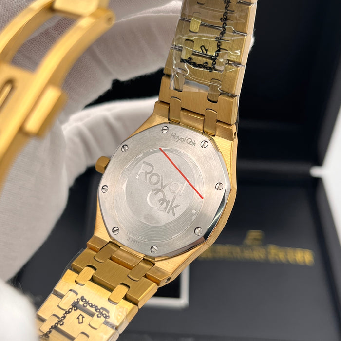 Audemars Piguet Royal Oak – Yellow Gold, Green Dial