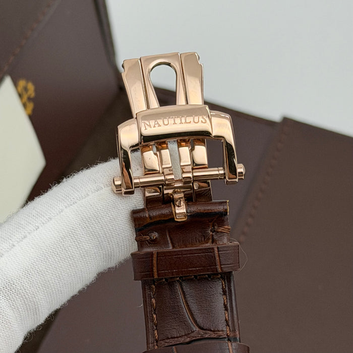 Patek Philippe Nautilus Self-Winding Rose Gold 5711R-001 - Swiss Super Clone