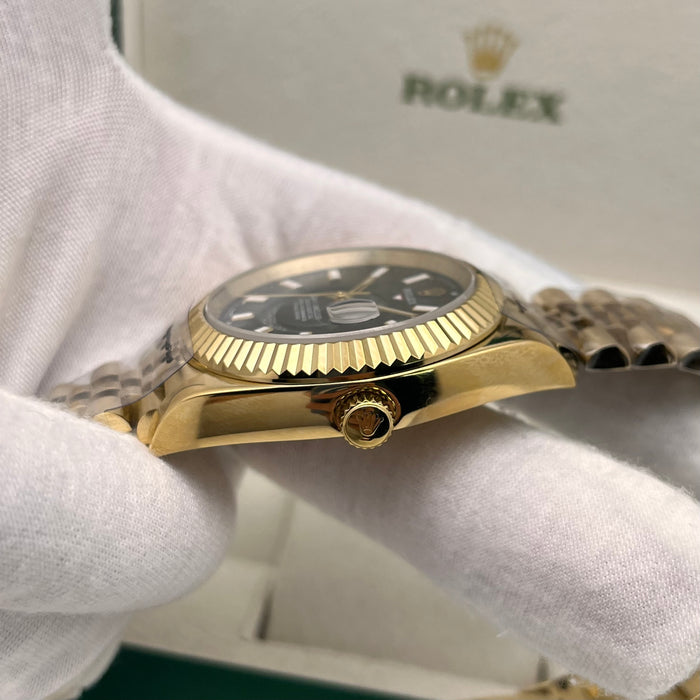 Rolex Oyster Perpetual Sky-Dweller (5A+)