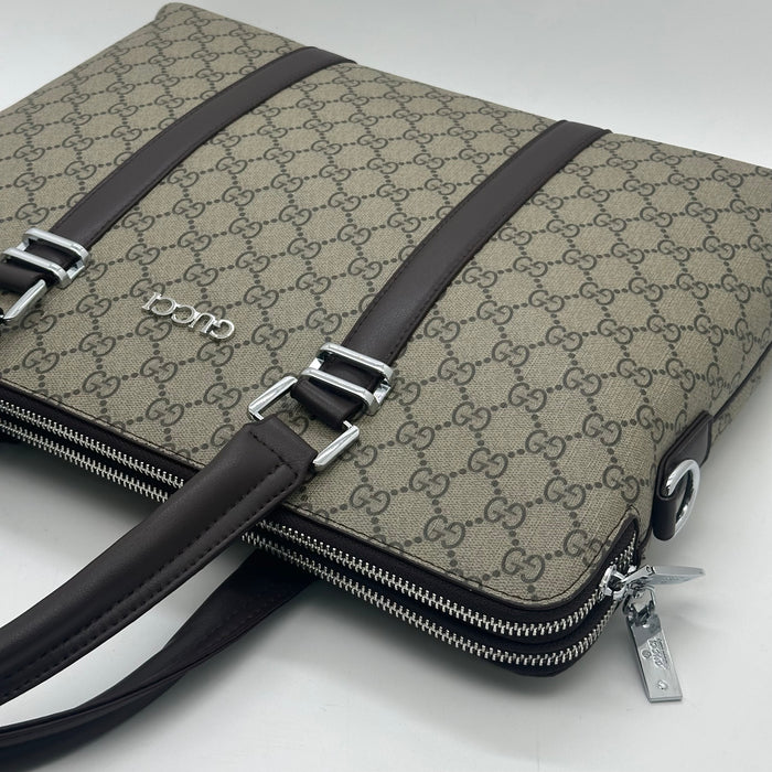 Gucci GG Supreme Canvas Briefcase / Laptop Bag