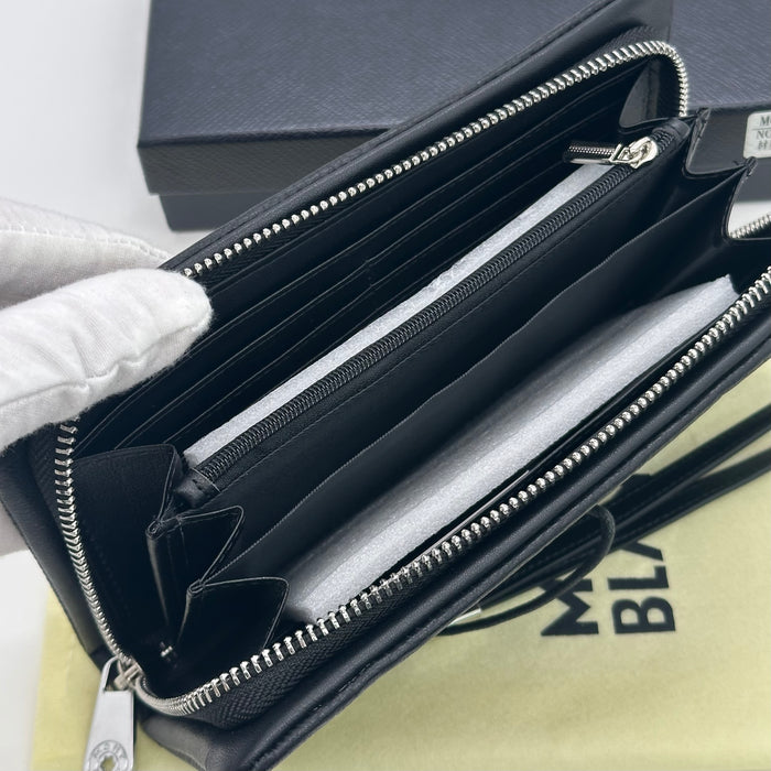 Montblanc Meisterstück Soft Grain Real Leather Wallet Zip-Around. (Montblanc Collection)