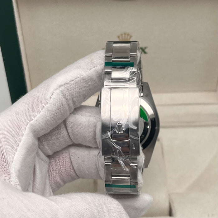 Rolex Datejust 41mm green ombré dial and a robust Oystersteel case - 2026