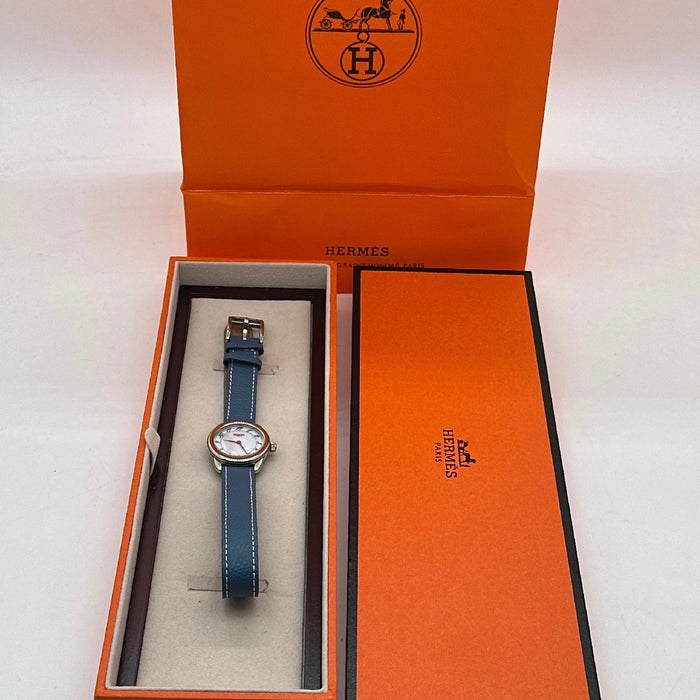 Arceau Navy Blue Leather Strap
Watch