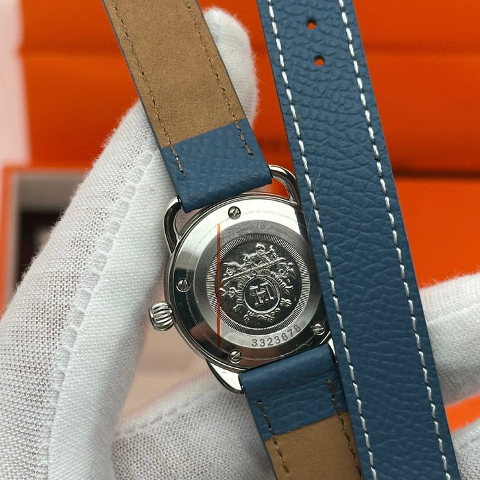 Arceau Navy Blue Leather Strap
Watch