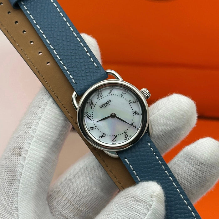 Arceau Navy Blue Leather Strap
Watch