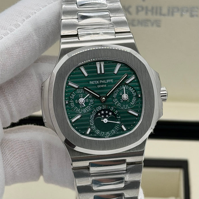 Patek Philippe Nautilus annual calendar Green dial and integrated moon phase sub-dial Swiss Super Clone