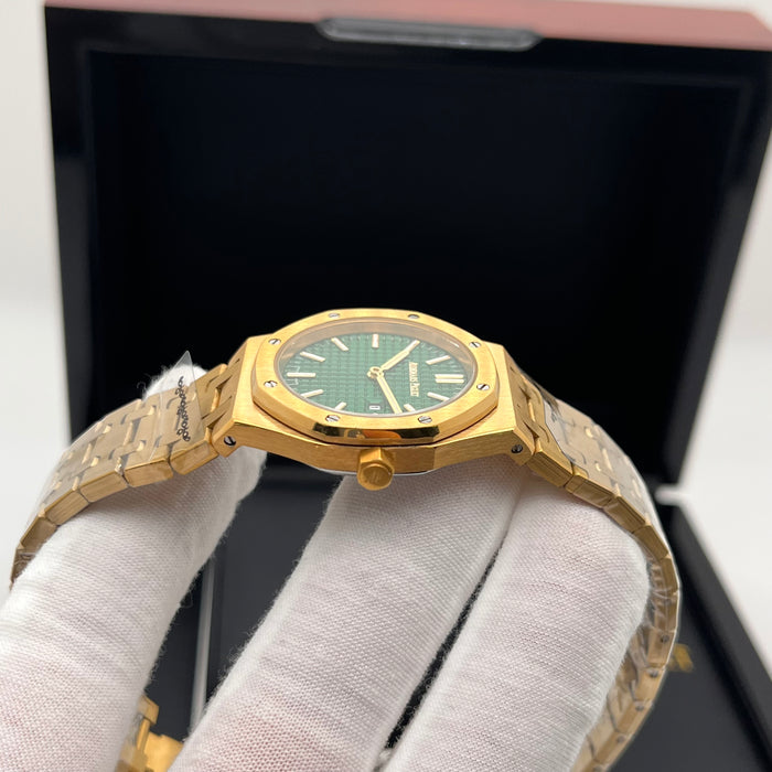 Audemars Piguet Royal Oak – Yellow Gold, Green Dial