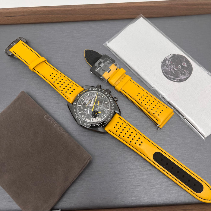 Omega Speedmaster Dark Side of the Moon Apollo 8 Swiss Super Clone