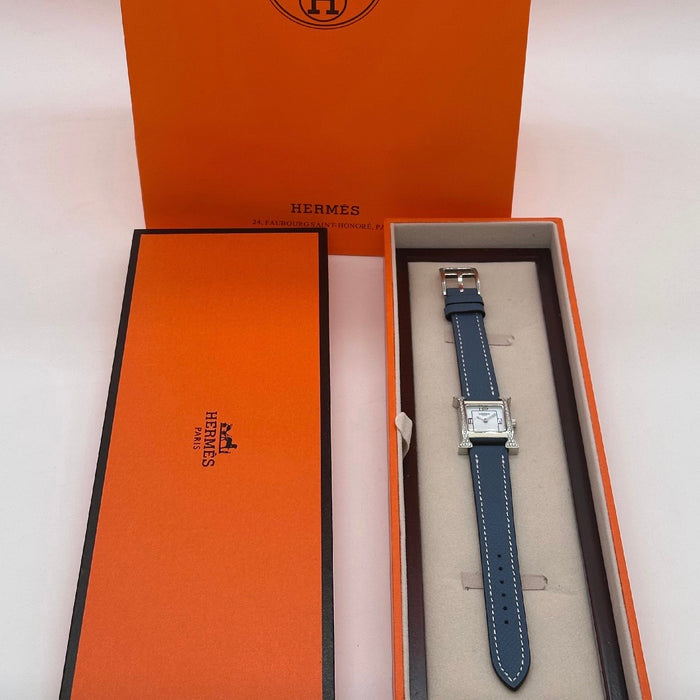 H Stress With Navy Blue Strap Watch
