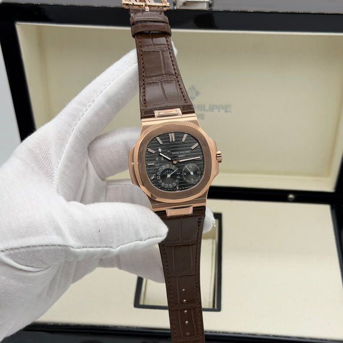 Patek Philippe Nautilus Self-Winding Moon Phases is 5712R-001 - Swiss Super clone