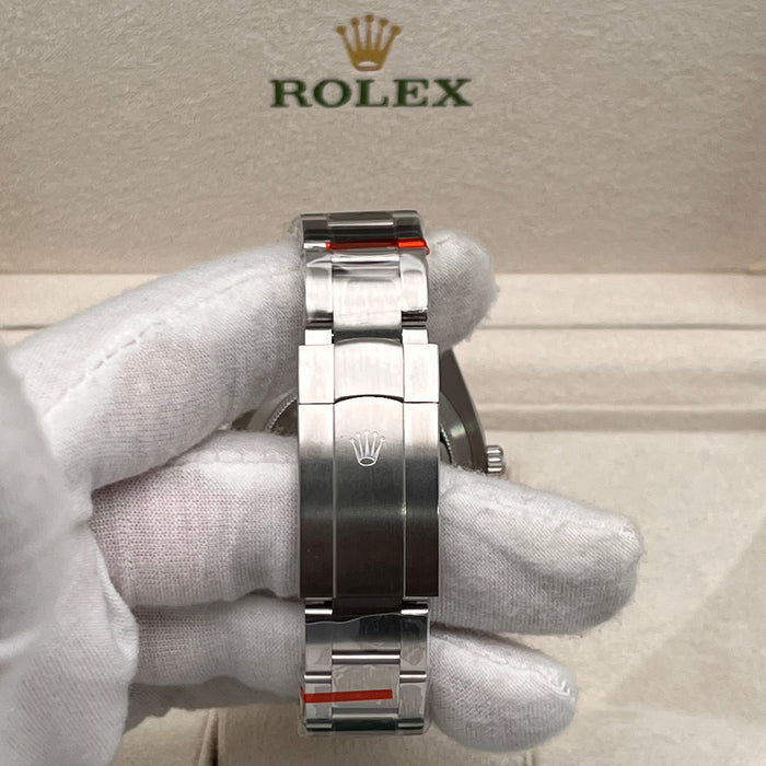 Rolex Oyster Perpetual Striking Coral Red Dial (5A+)