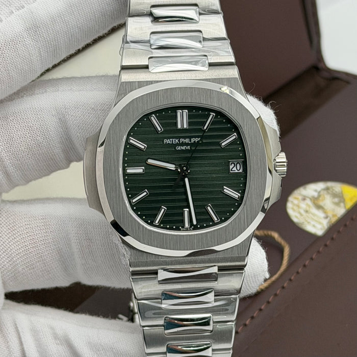 Patek Philippe nautilus 5711/1A-014 men's mechanical watch Green Dial 40MM