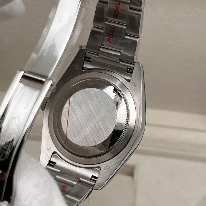 Rolex Oyster Perpetual Striking Coral Red Dial (5A+)