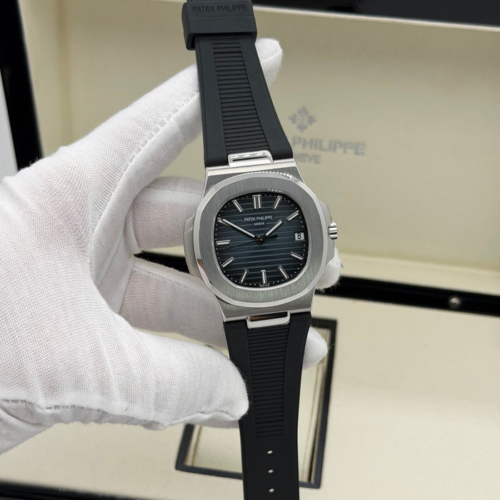 Patek Philippe Nautilus Self-Winding   5711/1A- Swiss Super Clone