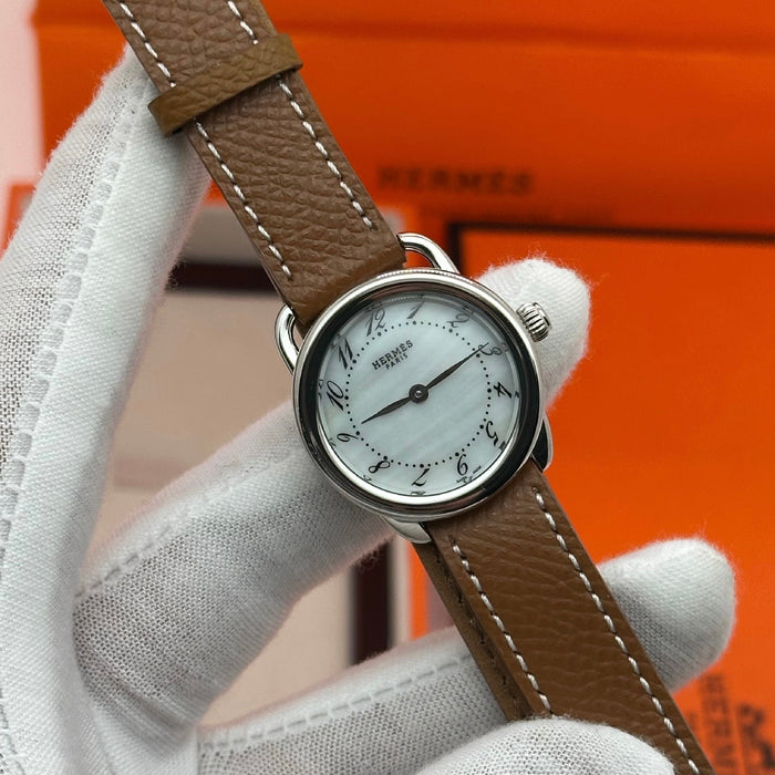 Arceau Silver in Steel Brown Leather
Strap