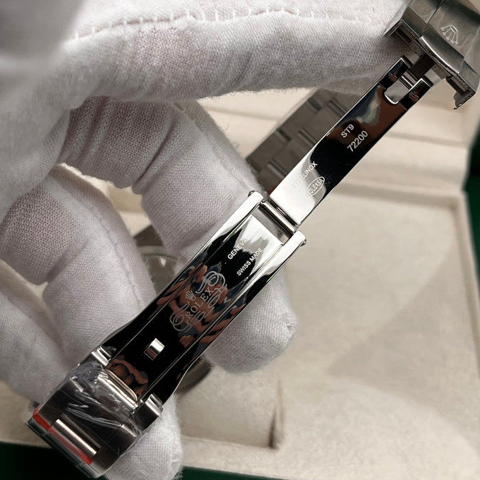Rolex Oyster Perpetual 41 Blue face (5A+)