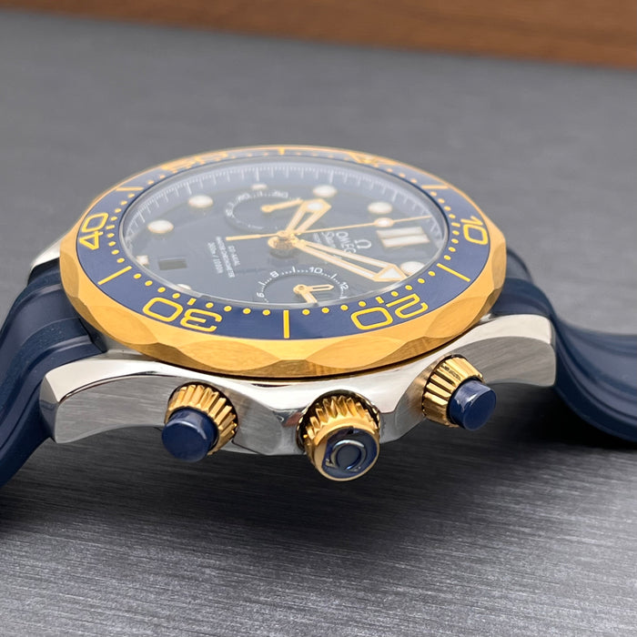 Omega Seamaster Diver 300M 44mm Chronograph in two-tone steel and yellow gold on a blue rubber strap Swiss Super Clone