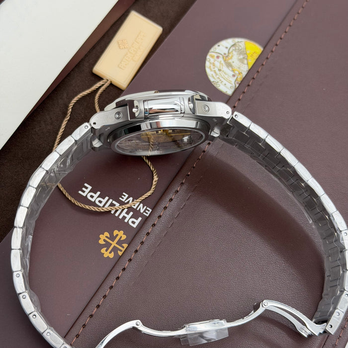 Patek Philippe Nautilus annual calendar dark ribbed dial and integrated moon phase sub-dial Swiss Super Clone