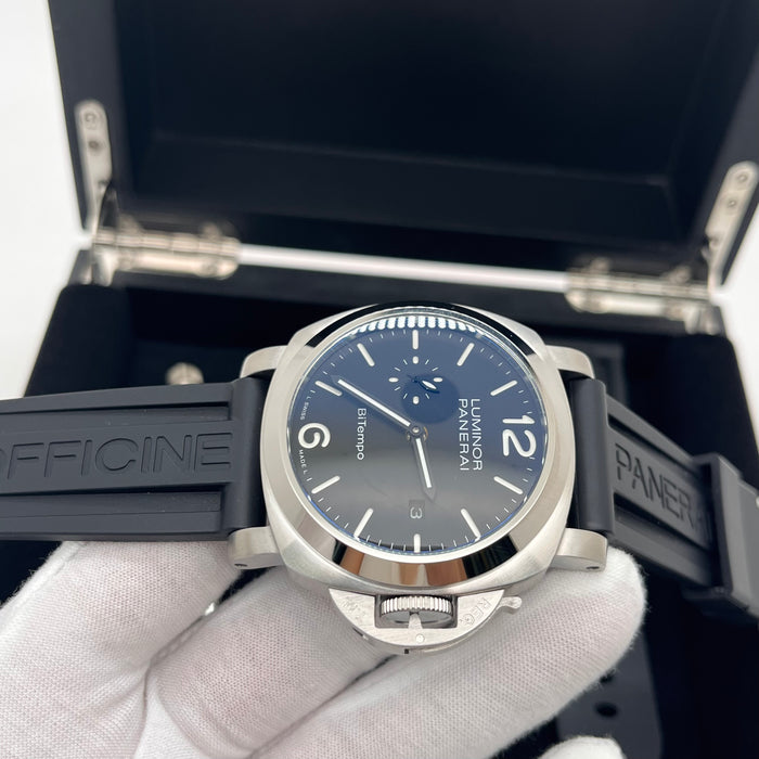 Panerai Luminor Quaranta BiTempo black dial
