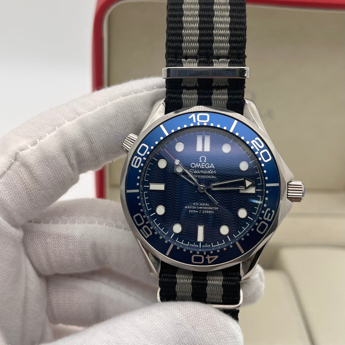Omega Seamaster Diver James Bond 60th Anniversary