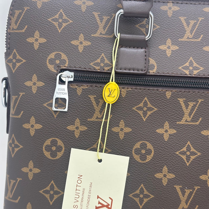 Louis Vuitton La	ptop Bag