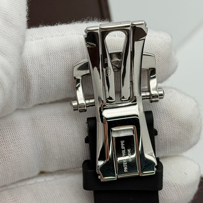 Patek Philippe Nautilus Self-Winding   5711/1A- Swiss Super Clone