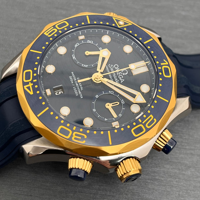 Omega Seamaster Diver 300M 44mm Chronograph in two-tone steel and yellow gold on a blue rubber strap Swiss Super Clone