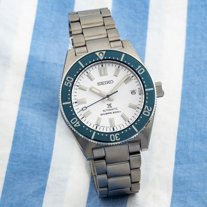 Seiko Prospex Automatic Diver 200M - Silver Dial Stainless Steel SPB213J1 - Authentic