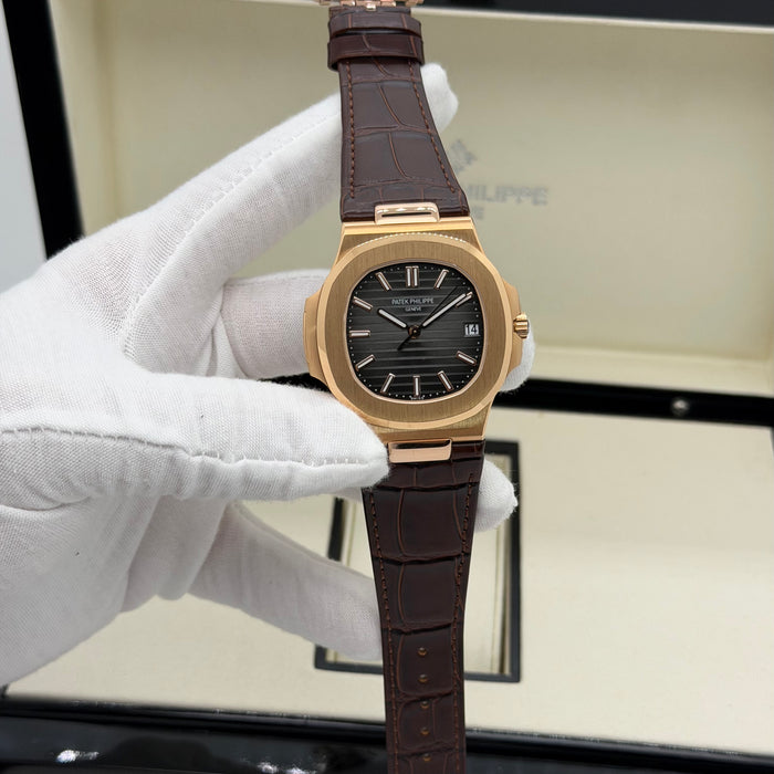 Patek Philippe Nautilus Self-Winding Rose Gold 5711R-001 - Swiss Super Clone