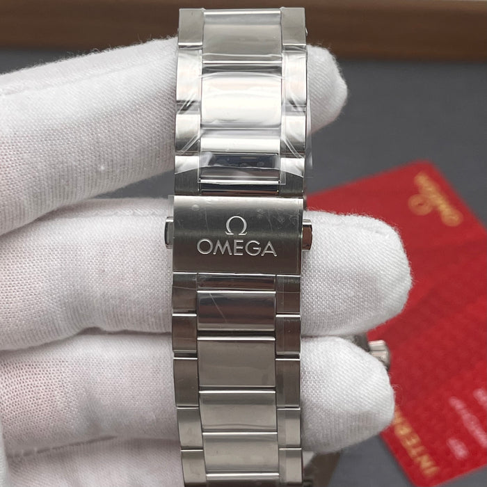 Omega Seamaster Aqua Terra Worldtimer Swiss Super Clone