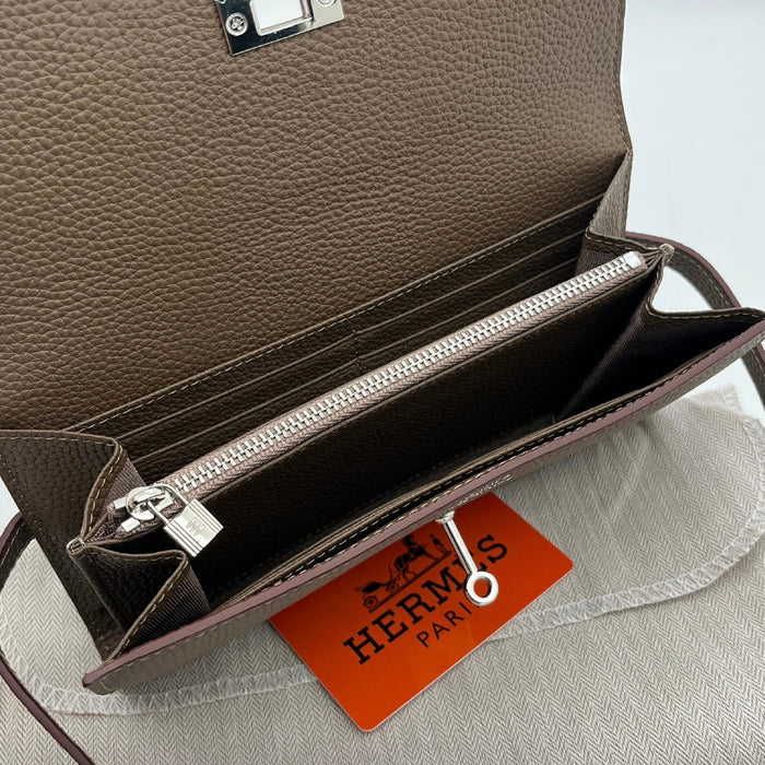 “H”Genuine Leather women