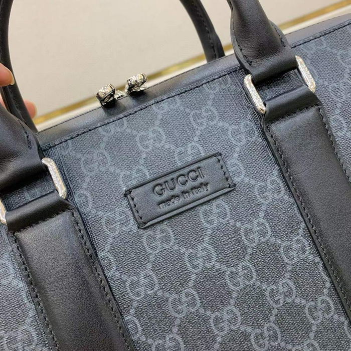 Gucci Genuine Leather Business Bag