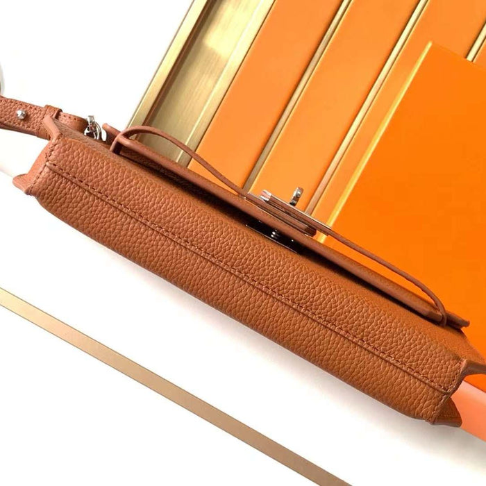 Hermès Genuine  Leather Handbag