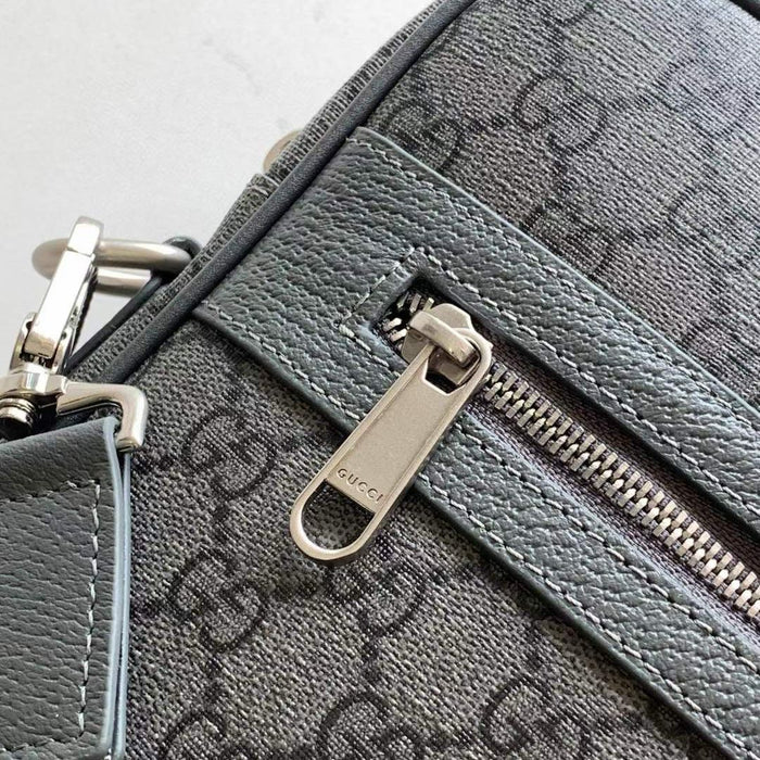 Gucci Genuine Leather Business  Bag