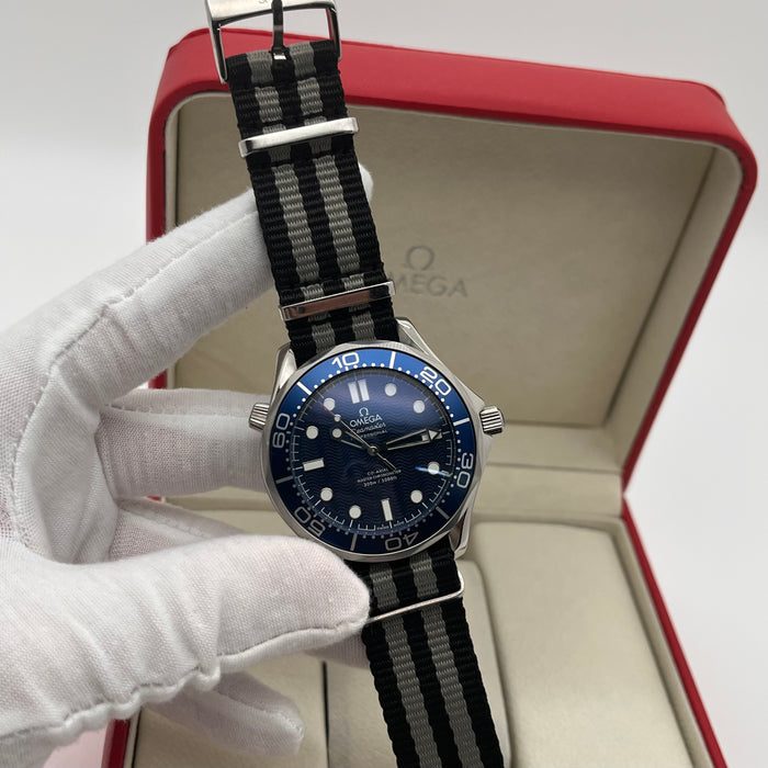 Omega Seamaster Diver James Bond 60th Anniversary