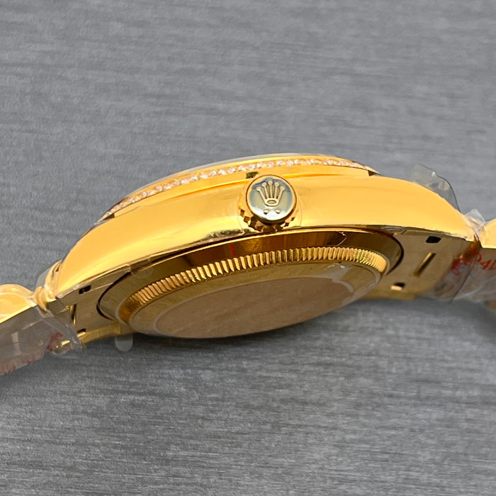 Rolex Day-Date 36MM Yellow Gold Turquoise Dial Diamond Bezel President Bracelet