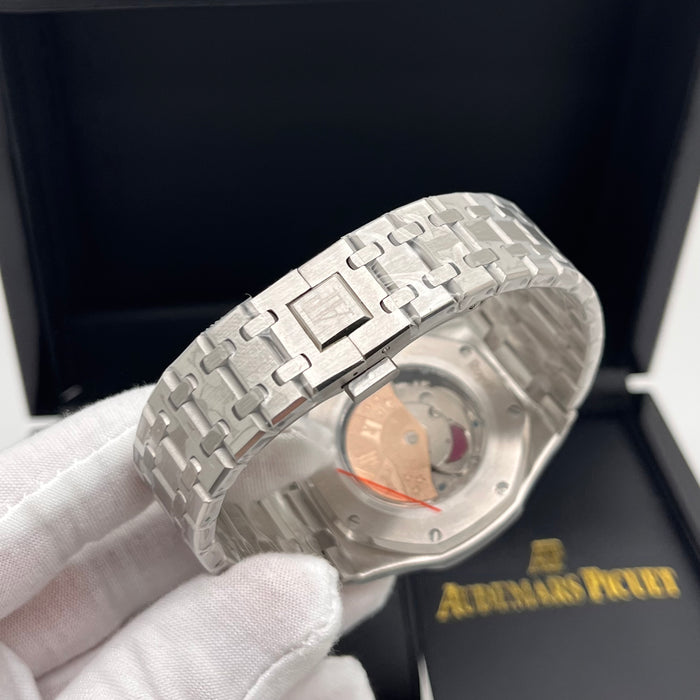 Audemars Piguet Royal Oak "Jumbo"  – smoked grey gradient dial