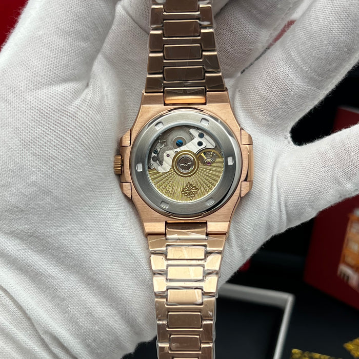 Patek Philippe Nautilus Annual Calendar Moonphase – Rose Gold Green Dial