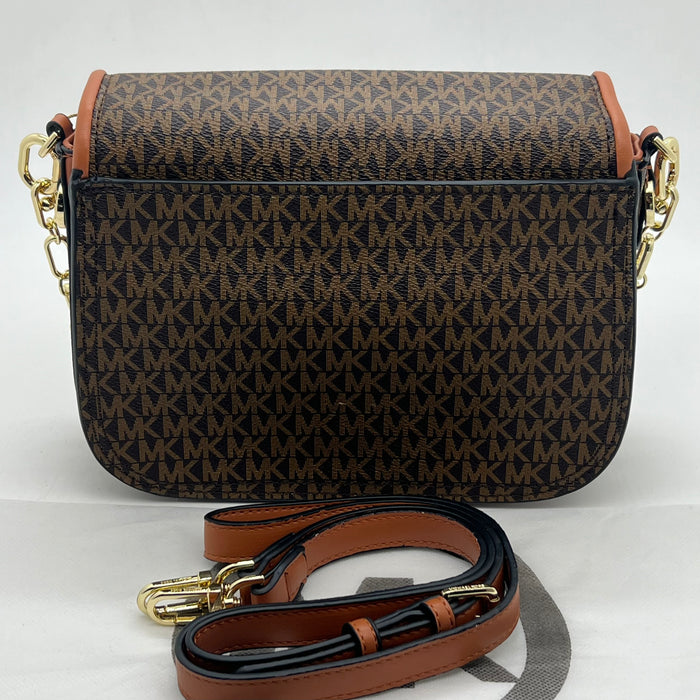 Michael Kors MK Flap Crossbody Bag – Chain Strap Signature Design (Luxury Edition)