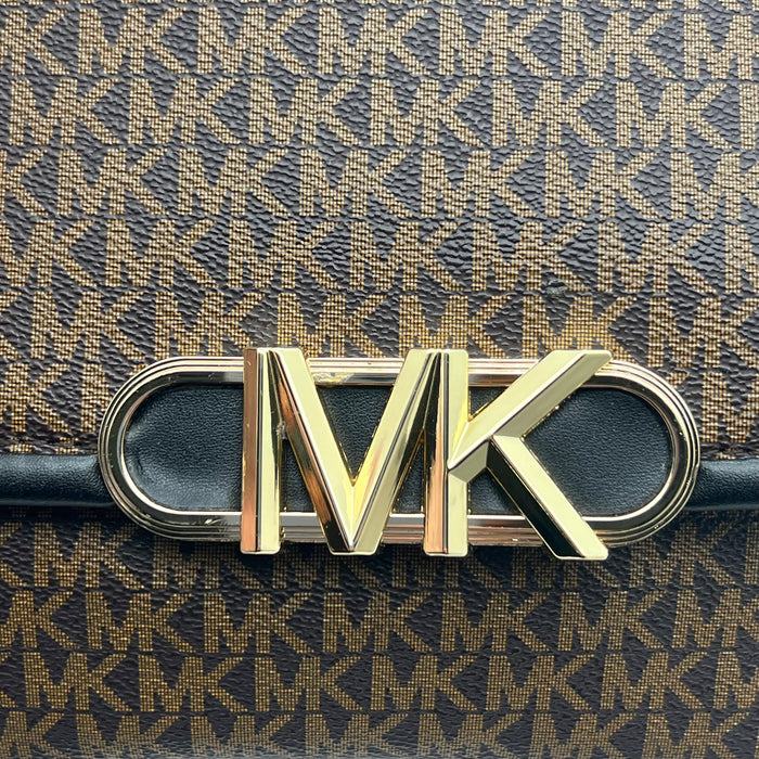 Michael Kors MK Flap Crossbody Bag – Chain Strap Signature Design (Luxury Edition)