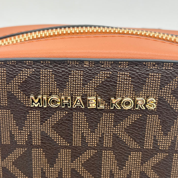 Michael Kors Monogram Crossbody Bag – Premium Everyday Luxury (2 Colors)