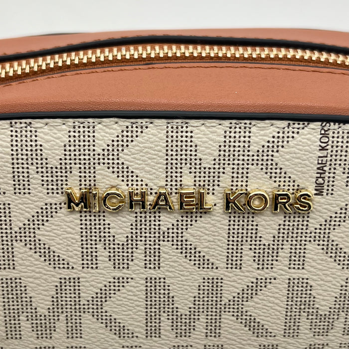 Michael Kors Monogram Crossbody Bag – Premium Everyday Luxury (2 Colors)
