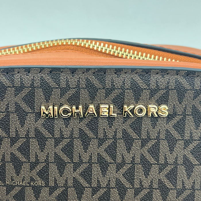 Michael Kors Monogram Crossbody Bag – Premium Everyday Luxury (2 Colors)