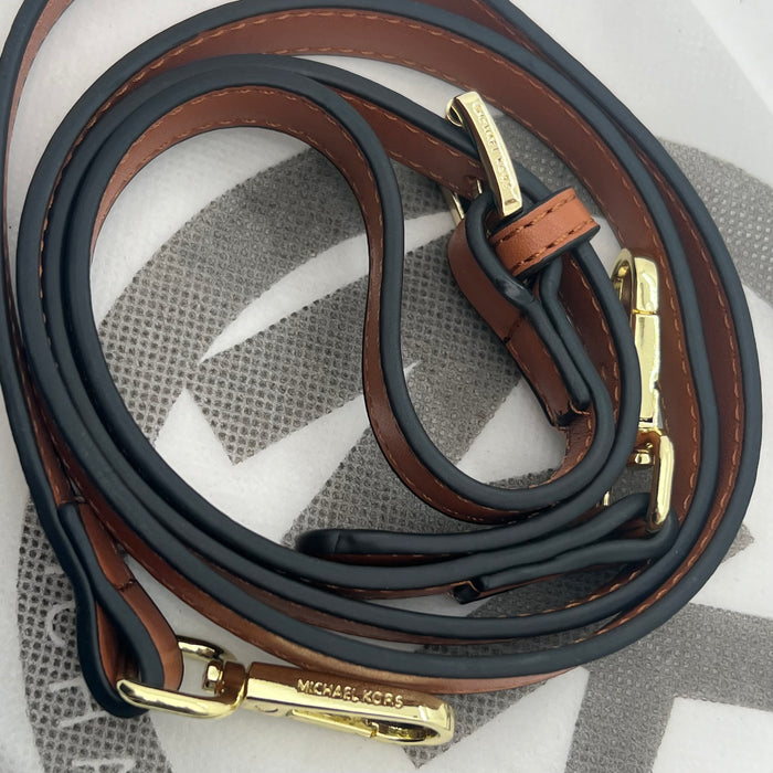Michael Kors Signature Tote Bag Set – 2-in-1 Luxury Edition (Bag + Crossbody)