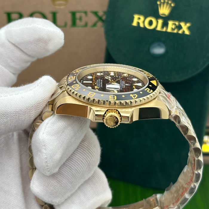 Rolex GMT-Master II – Yellow Gold with Meteorite-Style Dial (Ref. 126718GRNR, Custom Dial) (5A+)