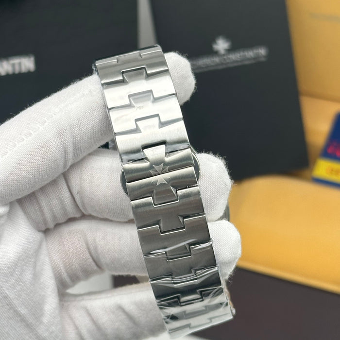 Vacheron Constantin Overseas Perpetual Calendar Silver Edition