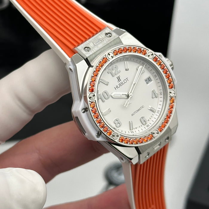 Hublot Classic Fusion Ladies Automatic – Gemstone Bezel & Rubber Strap