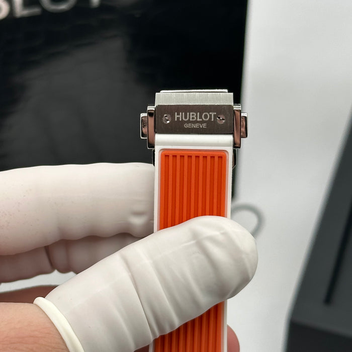 Hublot Classic Fusion Ladies Automatic – Gemstone Bezel & Rubber Strap