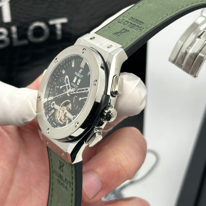 Hublot Classic Fusion Men's Automatic – Gem Bezel – Rubber Strap