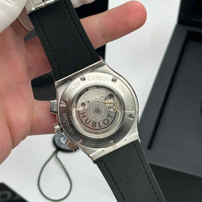 Hublot Classic Fusion Men's Automatic – Gem Bezel – Rubber Strap